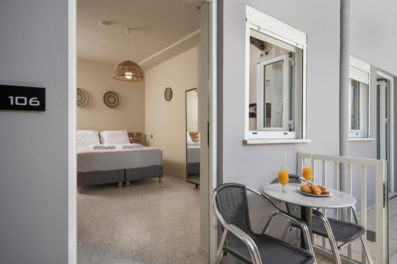 Sun Ray Studios Agia Marina  Luaran gambar