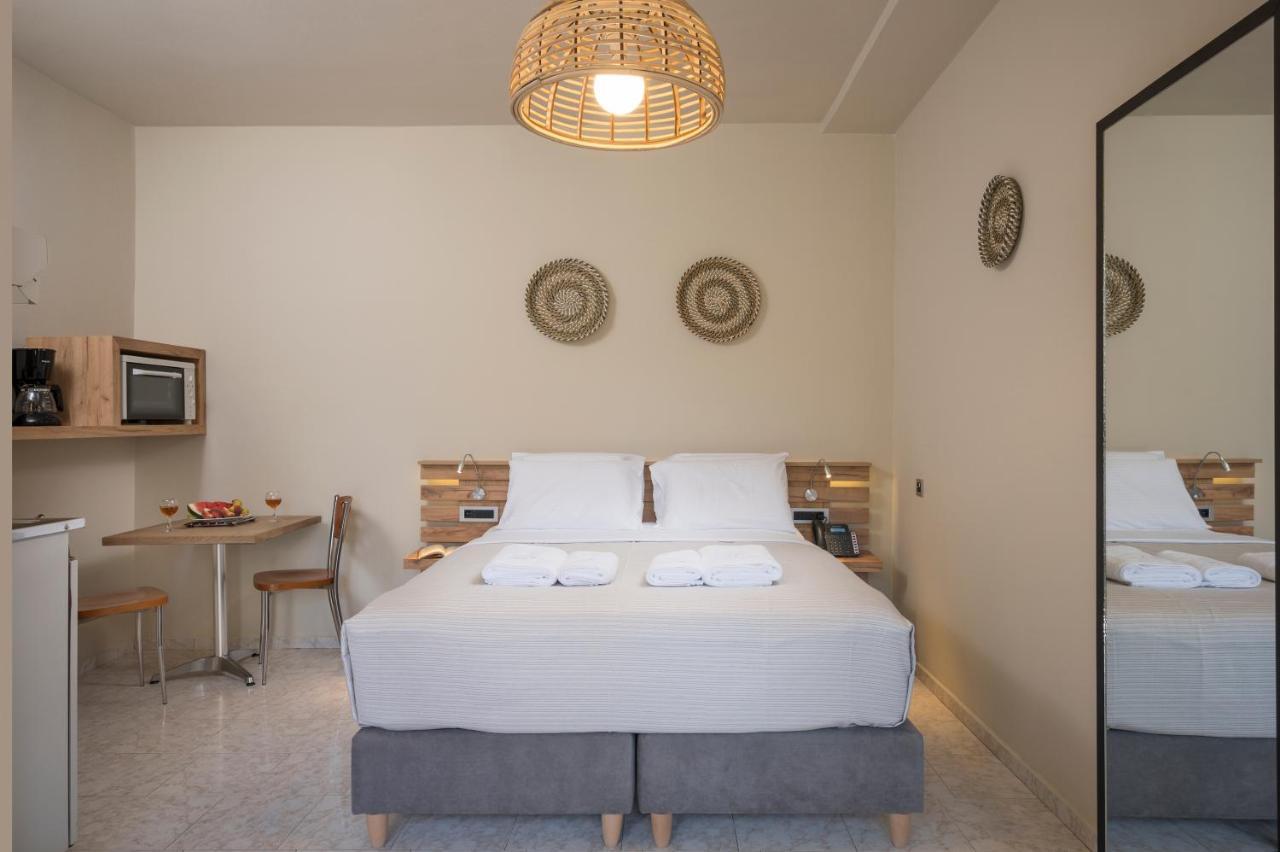 Sun Ray Studios Agia Marina  Luaran gambar